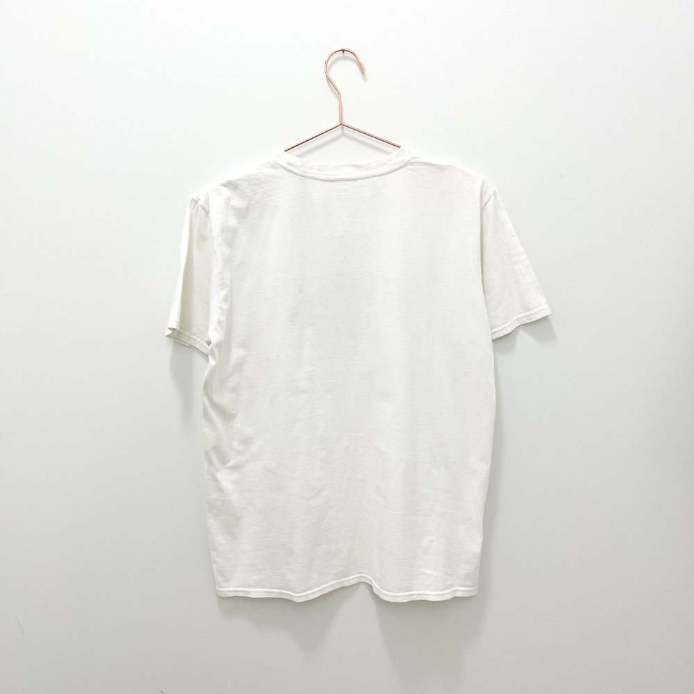 BEVERLY HILLS GRAPHIC T-SHIRT BY TEE AND CAKE - Picture 4 of 6